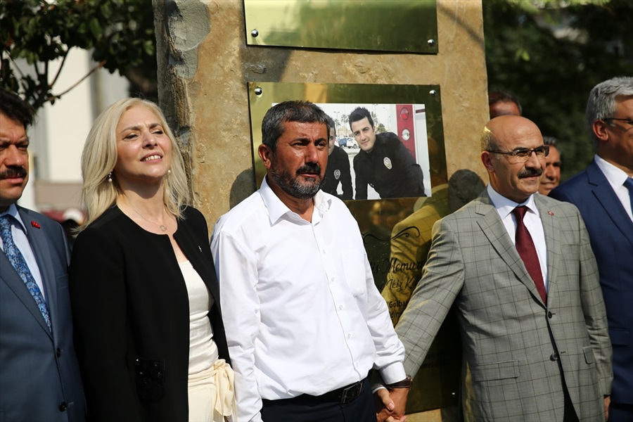 Şehit ikizlerin adının verildiği köprü ve anıt açıldı