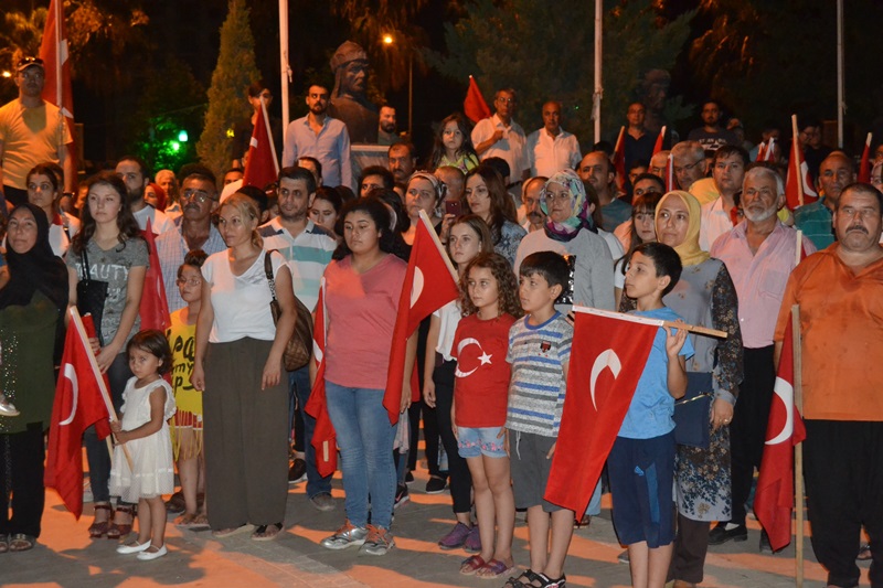 Kozan'da 15 Temmuz Milli Birlik, Beraberlik Yürüyüşü ve Demokrasi Nöbeti  