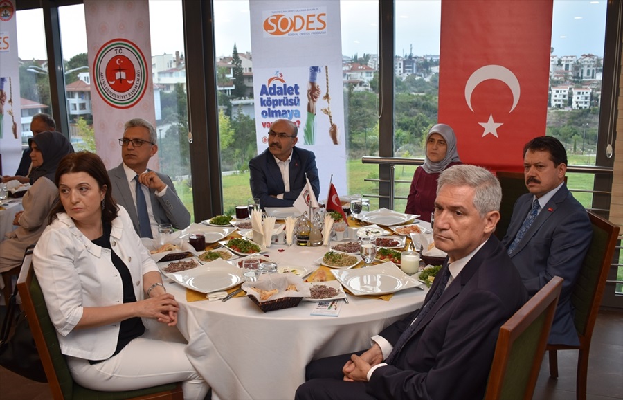 "Adalet Köprüsü Olmaya Var Mısın" projesi
