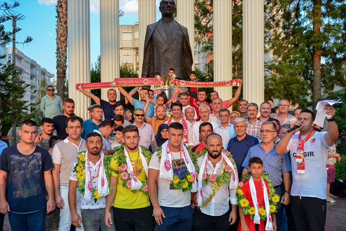 Başpehlivan Okulu'ya baba ocağında coşkulu karşılama