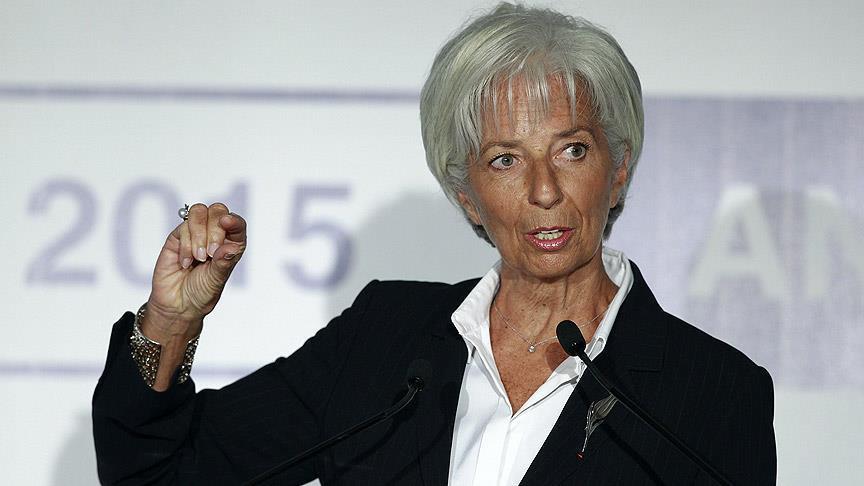 ECB Başkanı Lagarde: "Avro Bölgesi için riskler aşağı yönlü, Kovid-19 büyümeyi olumsuz etkiliyor"