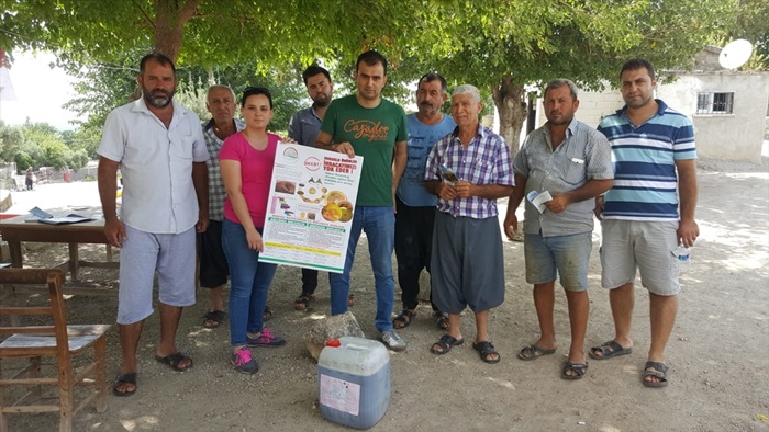 Akdeniz meyve sineğiyle mücadele için ilaç dağıtıldı