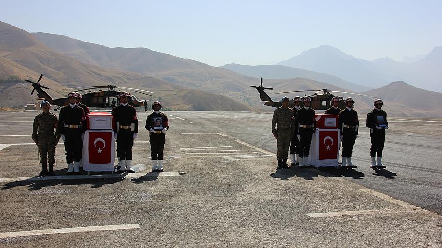 PKK'nın şehit ettiği anne ve bebeği için tören