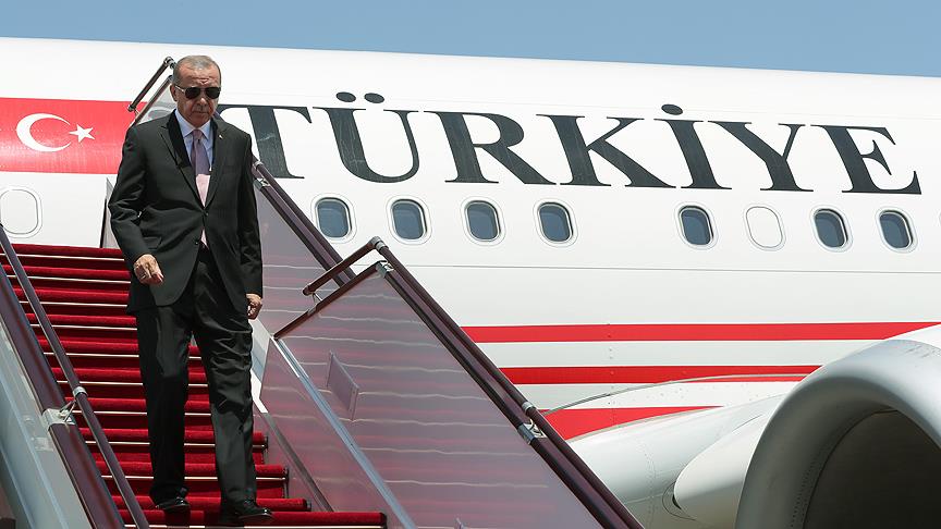 Cumhurbaşkanı Erdoğan 'Üçlü Zirve' için İran'da