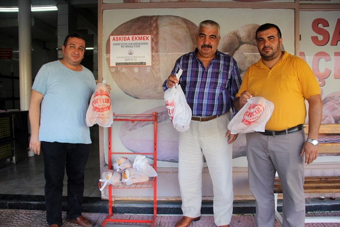Kozan'da "Askıda Ekmek" projesi