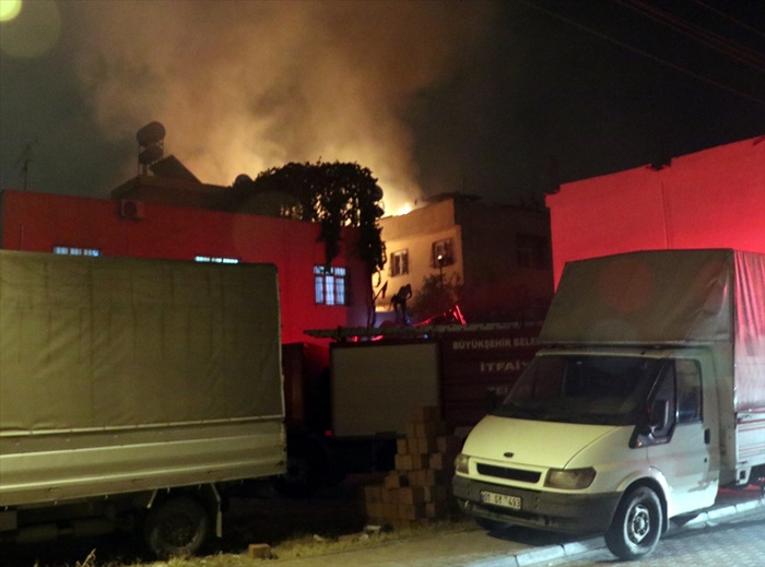 Adana'da marangozhanede yangın
