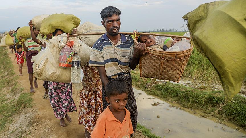 'Myanmar ordusu Arakan'a gıda ve ilaç sokmuyor'