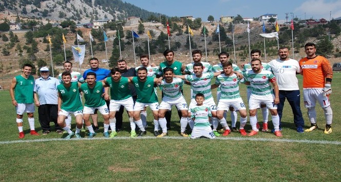 Hacımusalıspor ile Çatalanspor finale çıktı