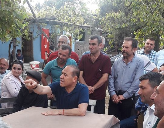 Başkan Sözlü ilçelerde vatandaşlarla bayramlaştı