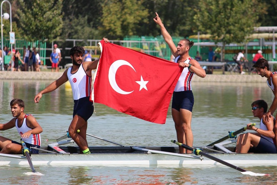 Türkiye ve Adana Tarihinde Kürek Sporunda bir ilk