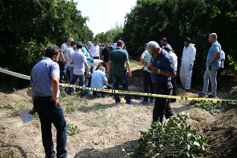 Adana'da bahçede gömülü ceset bulundu