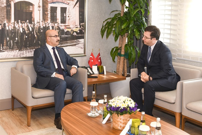 Adana İl Milli Eğitim Müdürlüğü Görevine Atanan Veysel Durgun, Vali Mahmut Demirtaş'ı Ziyaret Etti
