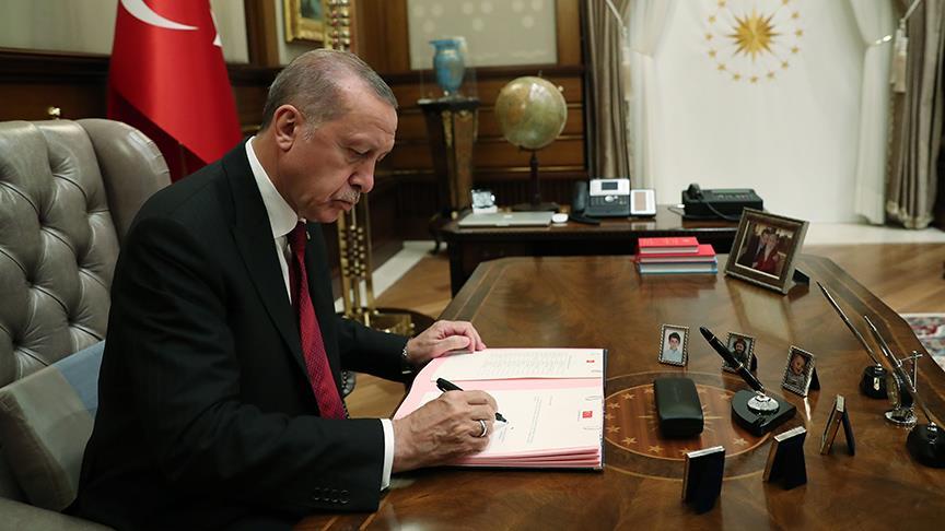 Cumhurbaşkanı Erdoğan 16 üniversiteye rektör atadı