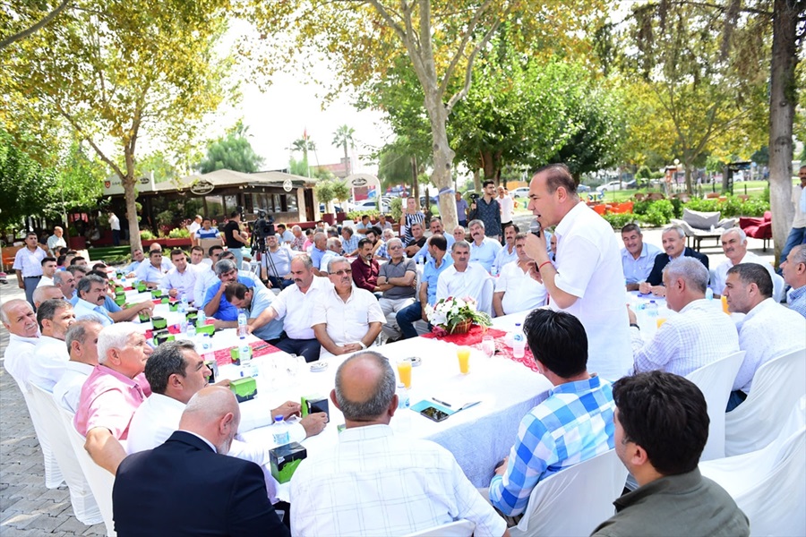 Belediye Başkanı Sözlü, muhtarlarla bir araya geldi