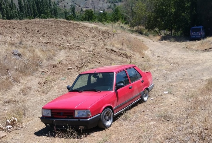Otomobil hırsızları 100 güvenlik kamerası incelenerek yakalandı