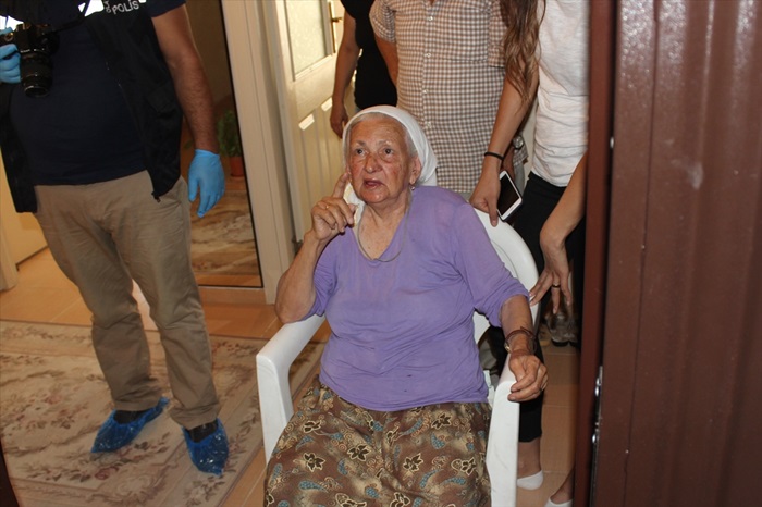 Adana'da yaşlı kadın gasbedildi