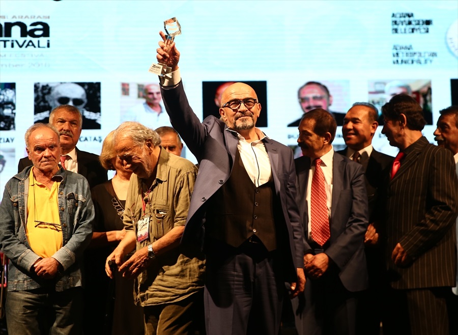 Adana Film Festivali'nde, kısa film yarışmalarında ödüller sahiplerini buldu