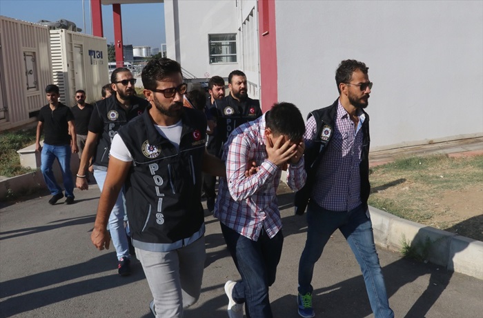 Adana'da özel harekat destekli uyuşturucu operasyonu