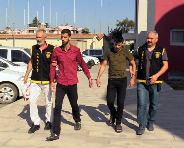 Adana'da kamyonetin çarptığı çocuk öldü