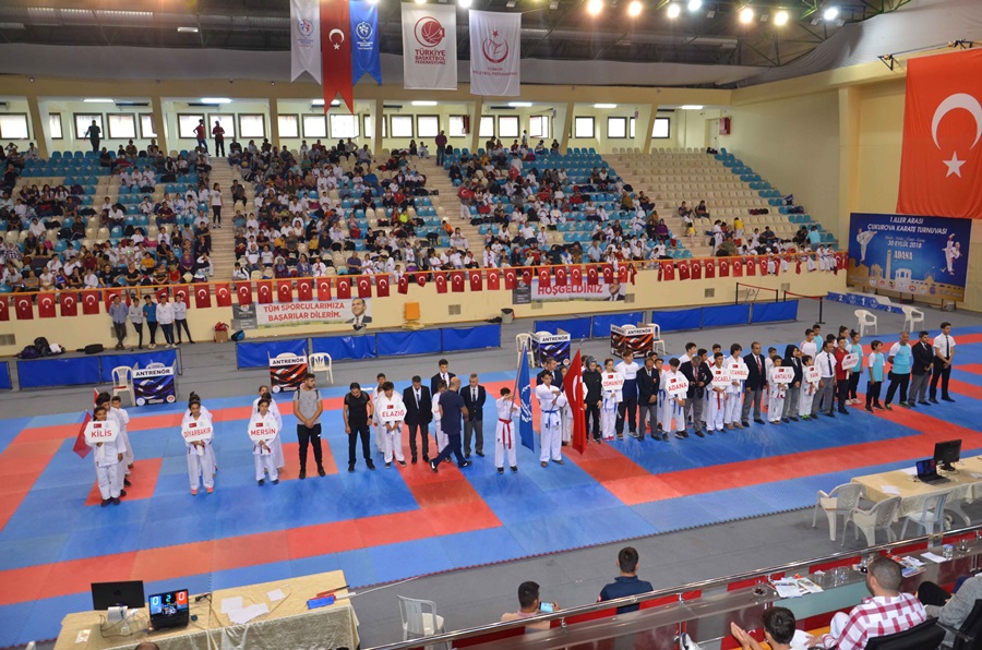 Adana’da  1. İller Arası Çukurova Karate Müsabakaları Sona Erdi