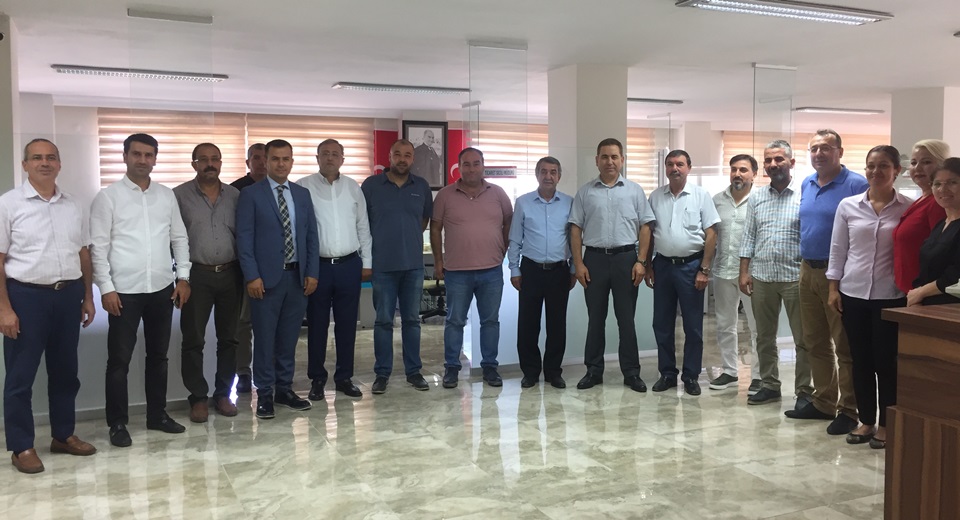 Kaymakam Dr. Bayram Yılmaz, Ceyhan Ticaret Odası’nı ziyaret etti.