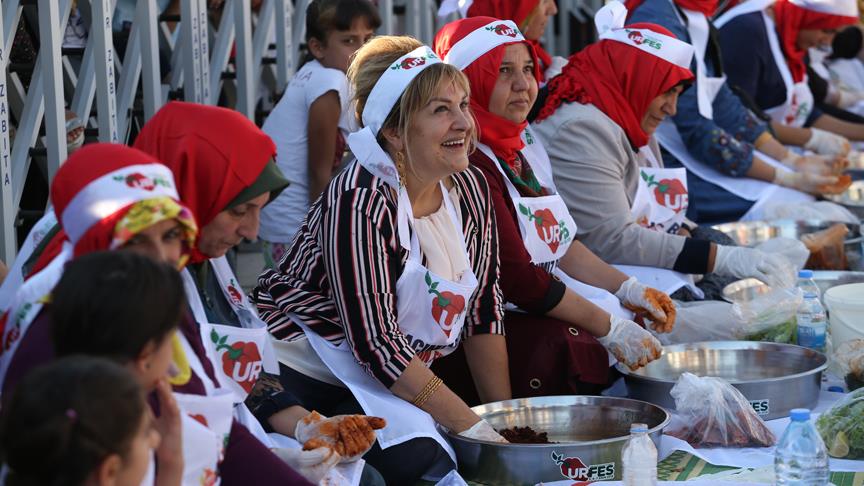 Şanlıurfa'da çiğ köfte şenliği