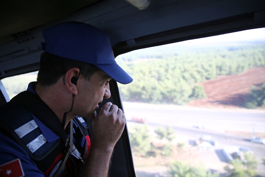 Adana’da helikopterli trafik uygulaması