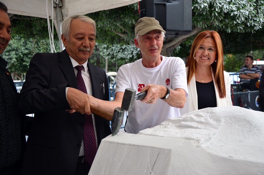 Heykeltıraşlar Adana’da yeteneklerini sergileyecek  