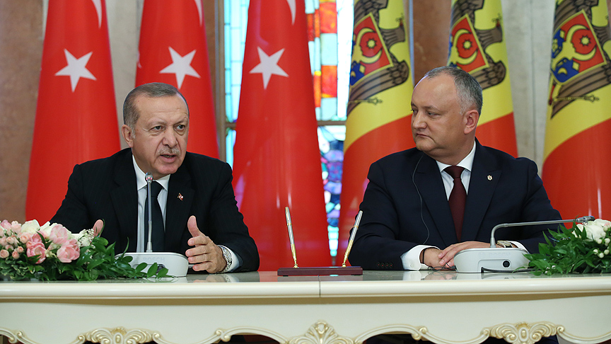 Erdoğan'dan Moldova'ya FETÖ uyarısı