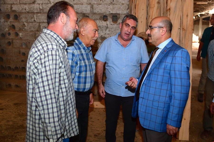 Vali Demirtaş Yüreğir Keresteciler Sitesini Ziyaret Etti