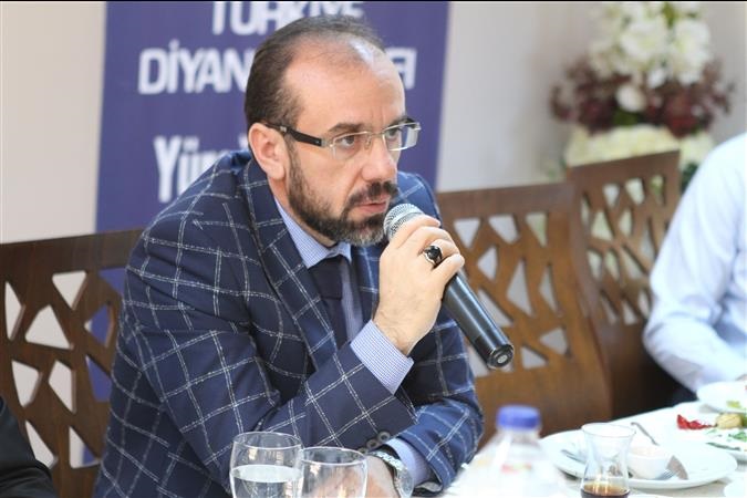 Müftü Celal Büyük: "Gençlerimiz haz ve hız dünyasında savrulmaktadır"