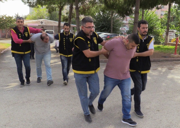Suç örgütü "polise yakalanmamak" için "muska" yazdırmış
