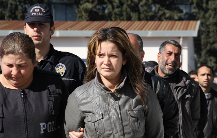Adana'da suç örgütü elebaşı kadın yakalandı