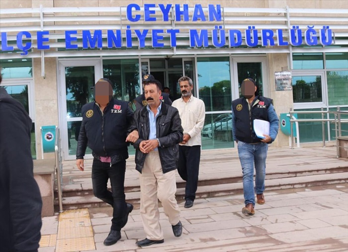 Adana'da terör örgütü YPG/PKK şüphelisi 2 kişi yakalandı