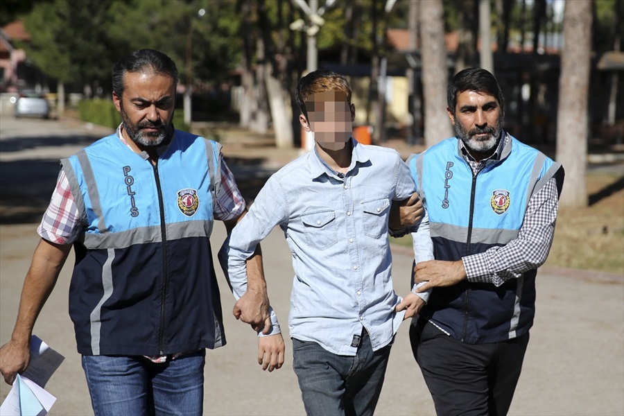 Adana'da şehitlere hakaret ettiği iddia edilen şüpheli yakalandı