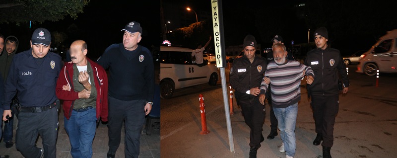 Aranan suçlular parkta oturdukları sırada polise yakalandı  