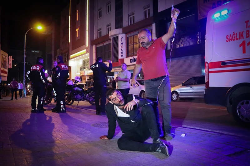 Adana'da barda silahlı kavga: 4 yaralı