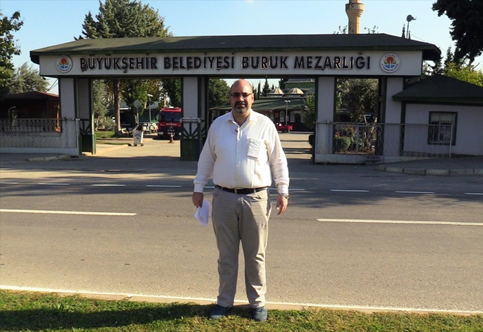 Yanlış cenazeyi defnettiler