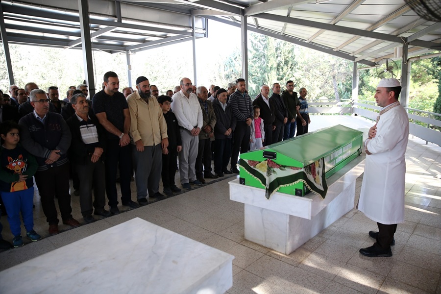 Adana'da cenazelerde yaşanan karışıklık