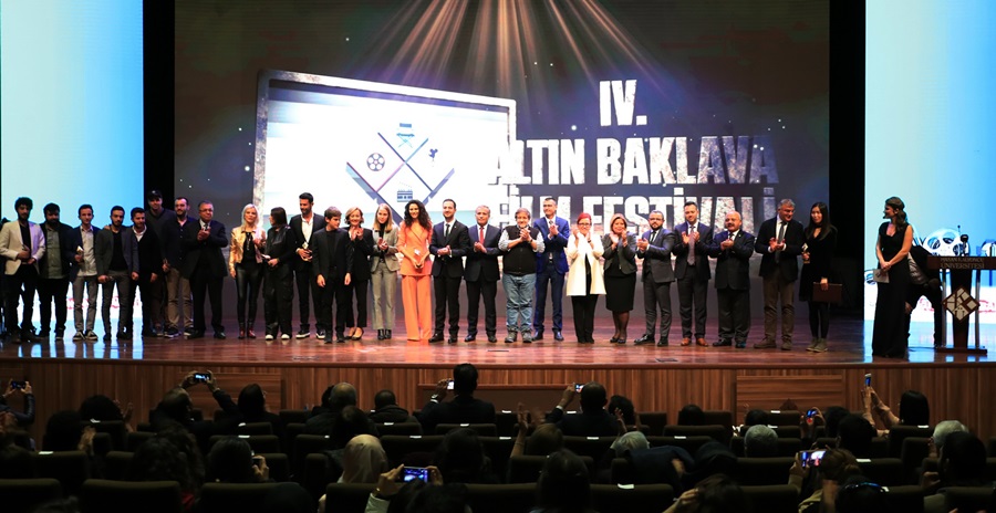 Altın Baklava Film Festivalinde Ödüller Sahiplerini Buldu