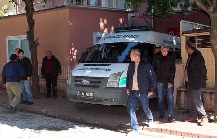 Adana'da şüpheli ölüm