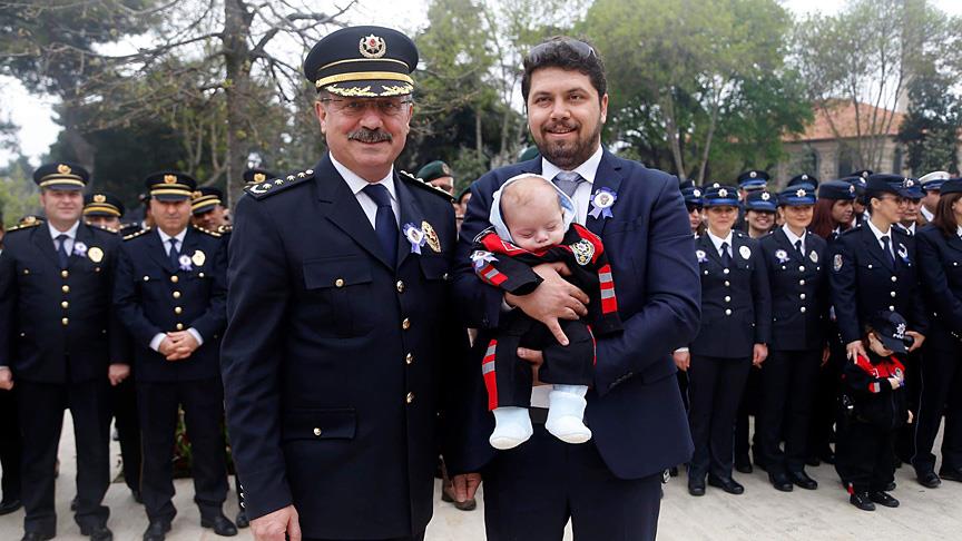 Emniyet müdüründen, kızına ceza yazan polise ödül