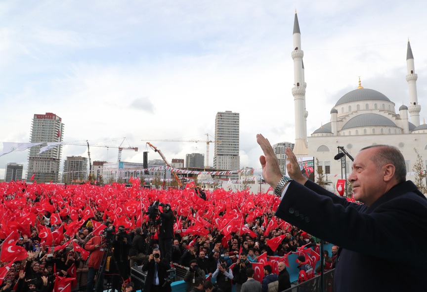 'Avrupa sokaklarındaki görüntüleri endişeyle takip ediyoruz..'