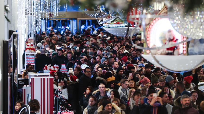 ABD'de 'Kara Cuma' çılgınlığı soğuk dinlemedi