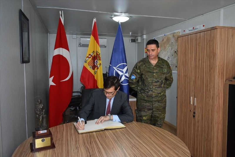 İspanya'nın Ankara Büyükelçisi Barba İncirlik'te