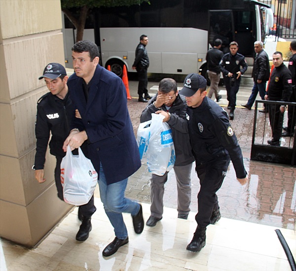 Adana merkezli FETÖ/PDY operasyonu
