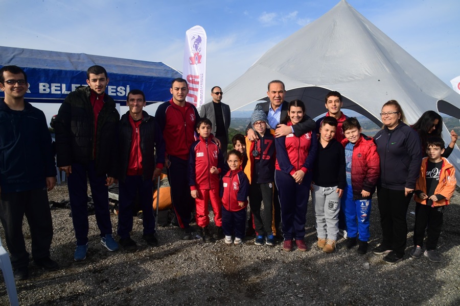 İlk uçuş heyecanını yaşadılar  