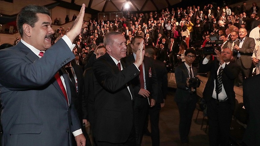 Cumhurbaşkanı Erdoğan'dan Maduro'ya destek