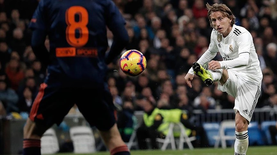 'Altın Top' ödülü Modric'in