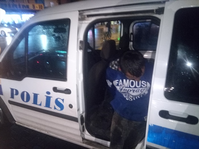 Adana'da inşattan demir çalındığı iddiası